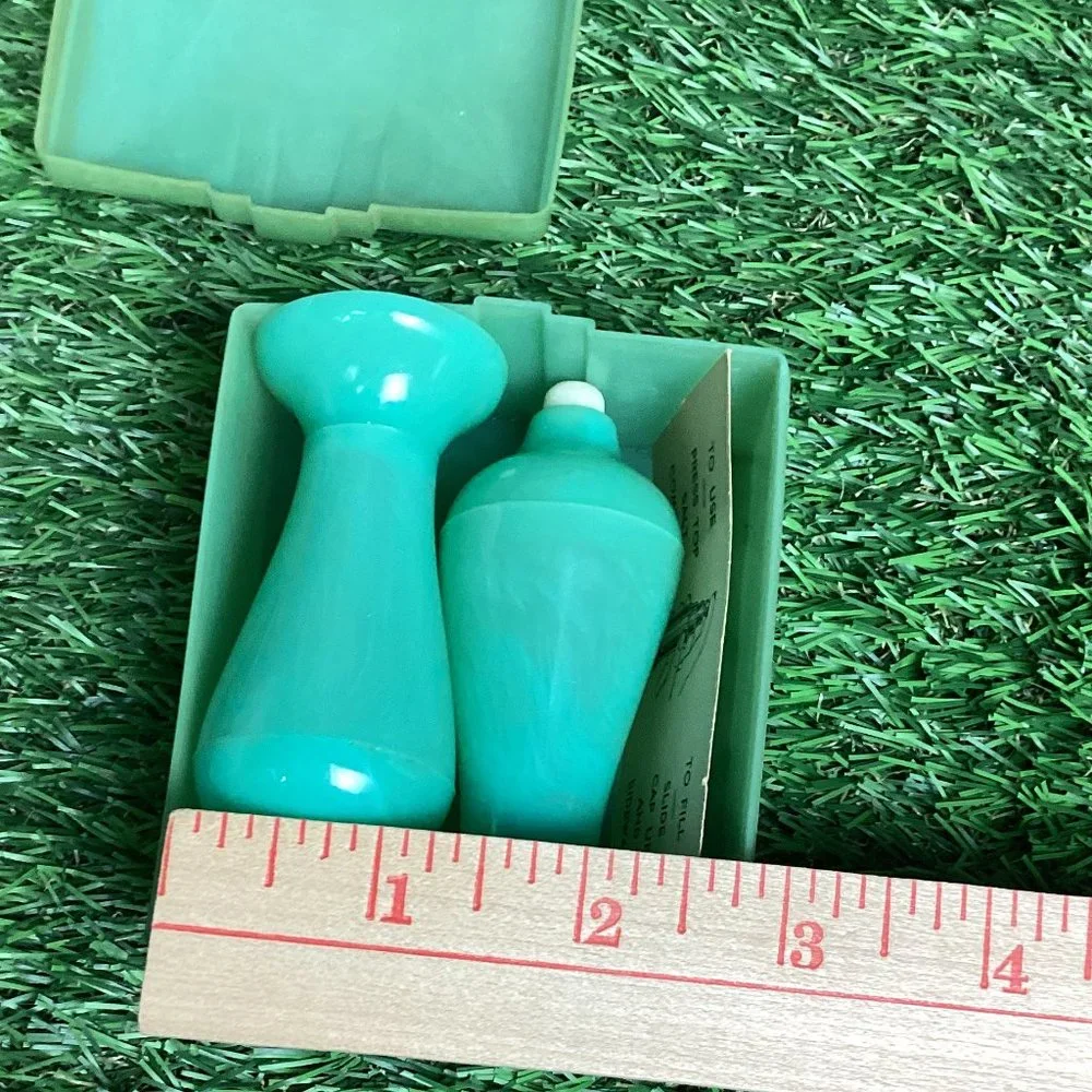 Teal CARVANITE Boxed Art Deco Salt & Pepper Shakers Set